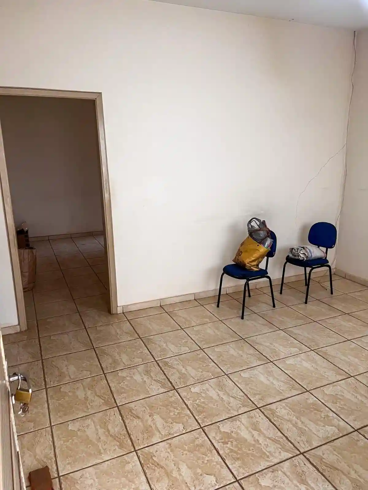 Casa com 2 quartos à venda, 242m² — foto 9 de 10