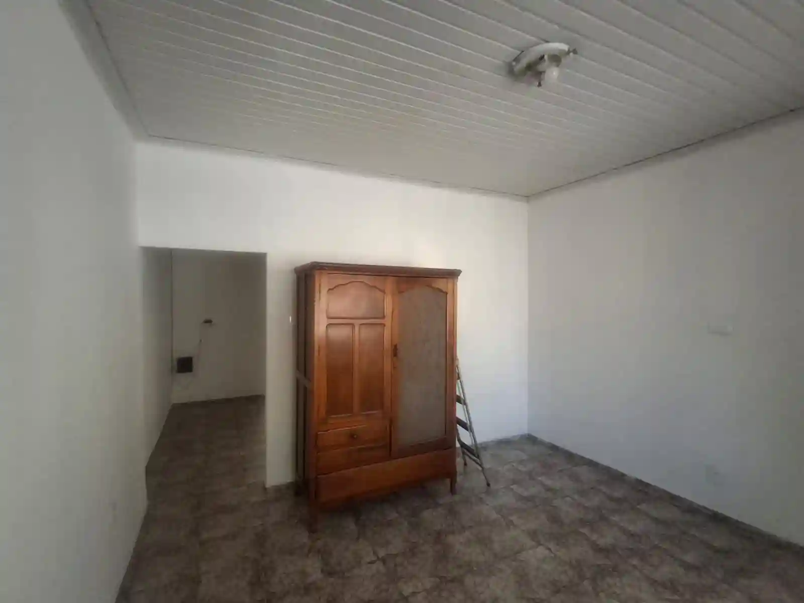 Casa com 3 quartos para aluguel, 90m² — foto 3 de 11