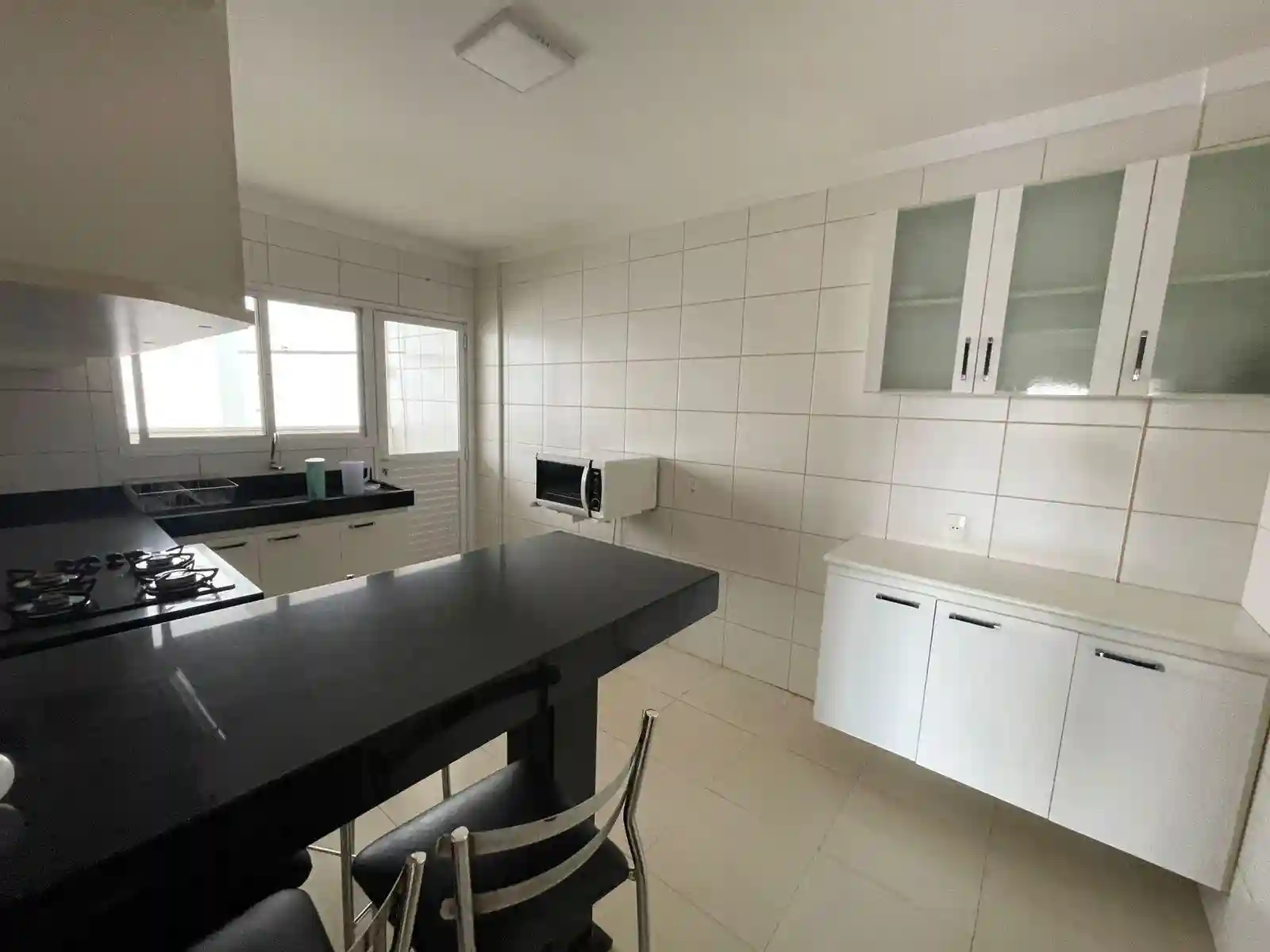 Apartamento com 2 quartos à venda, 93m² — foto 2 de 12