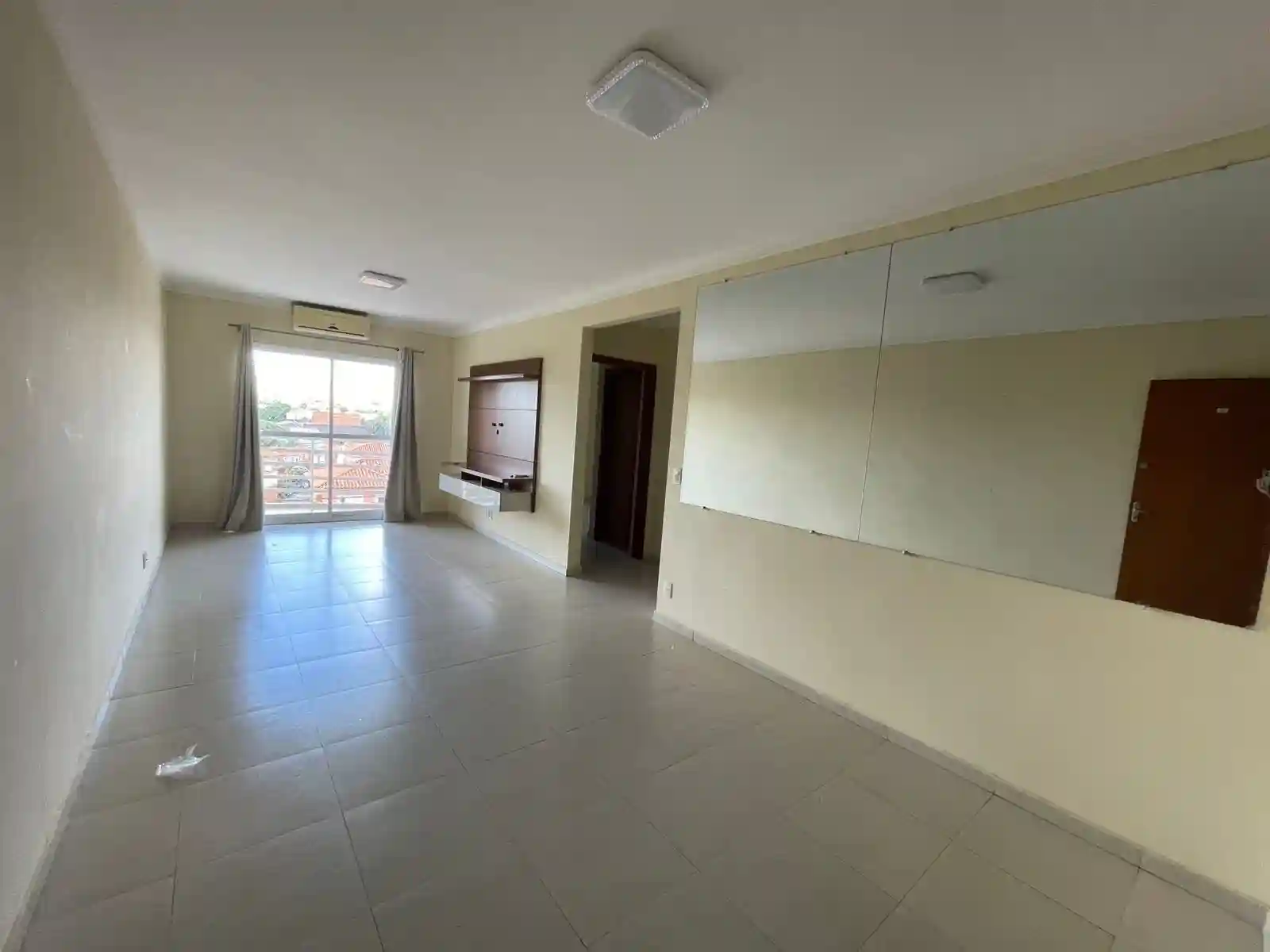 Apartamento com 2 quartos à venda, 93m² — foto 1 de 12