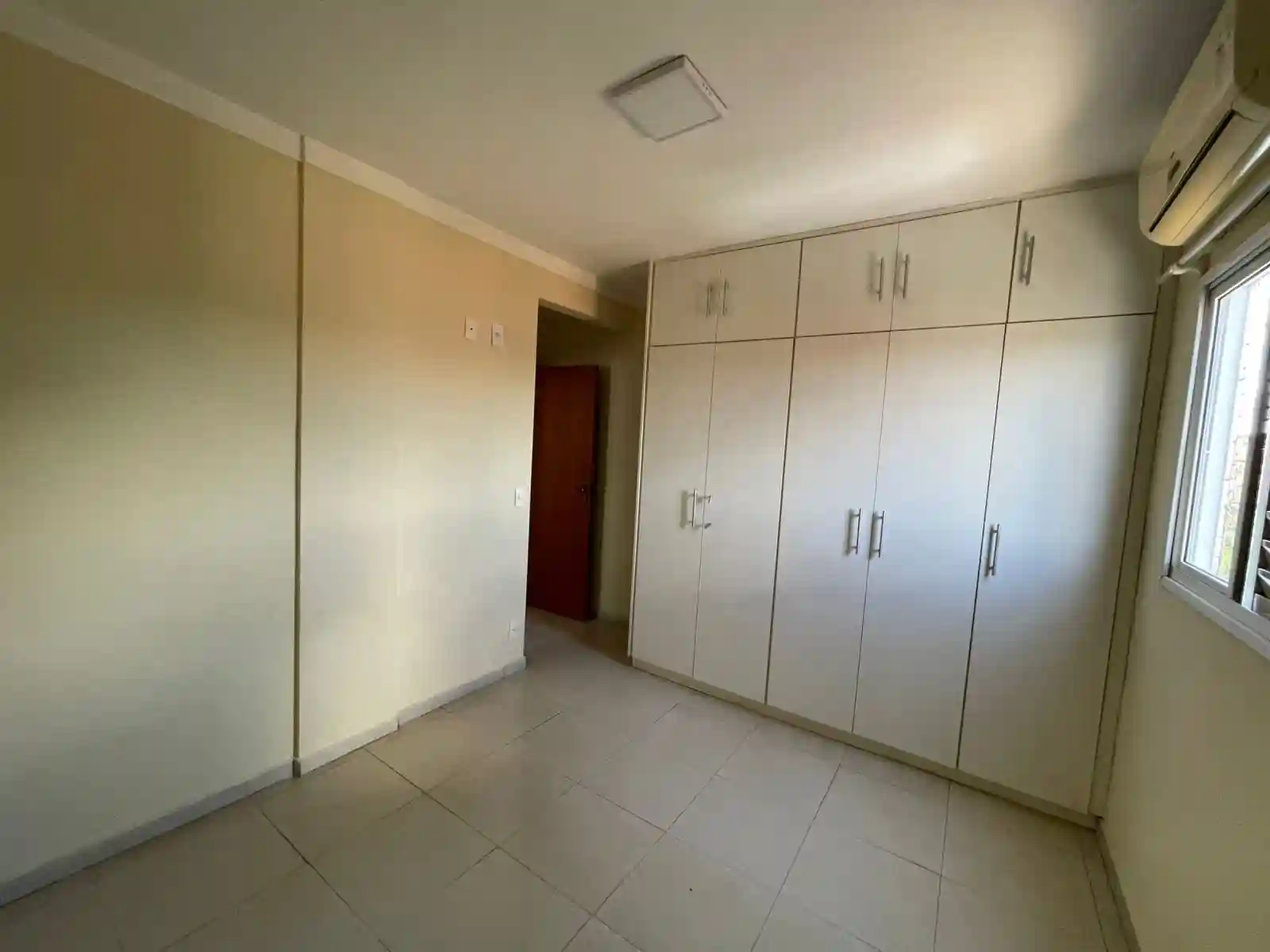 Apartamento com 2 quartos à venda, 93m² — foto 10 de 12