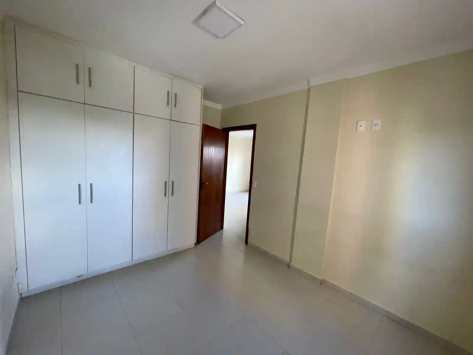 Apartamento com 2 quartos à venda, 93m² — foto 8 de 12