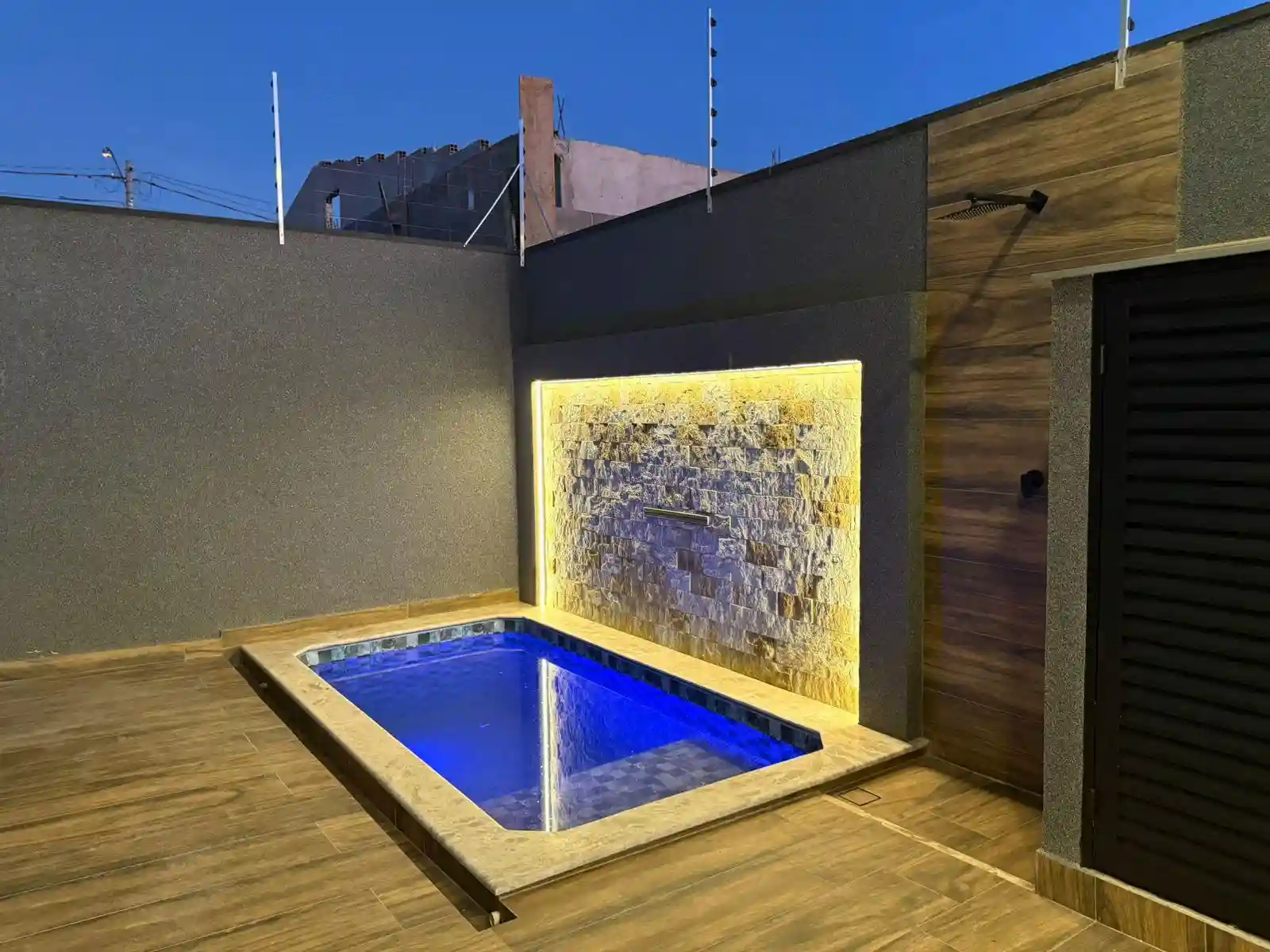 Casa com 3 quartos à venda, 200m² — foto 8 de 32