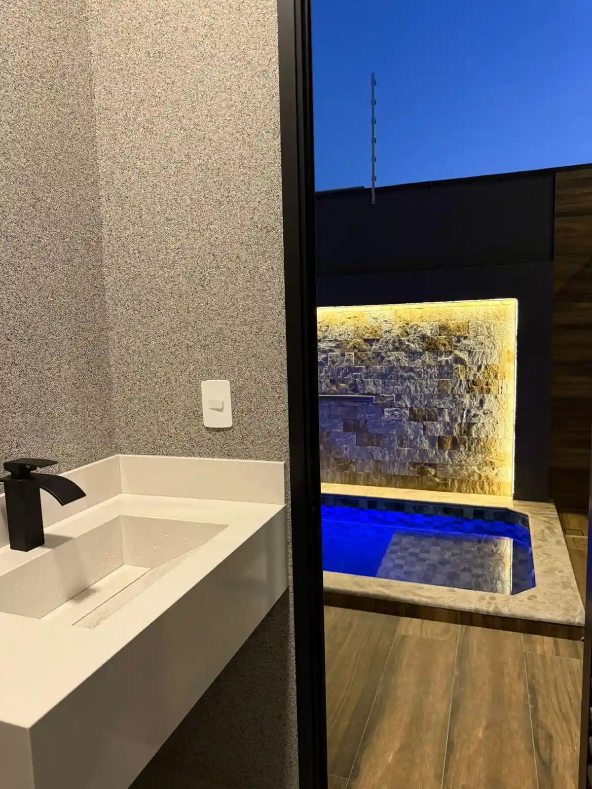 Casa com 3 quartos à venda, 200m² — foto 25 de 32