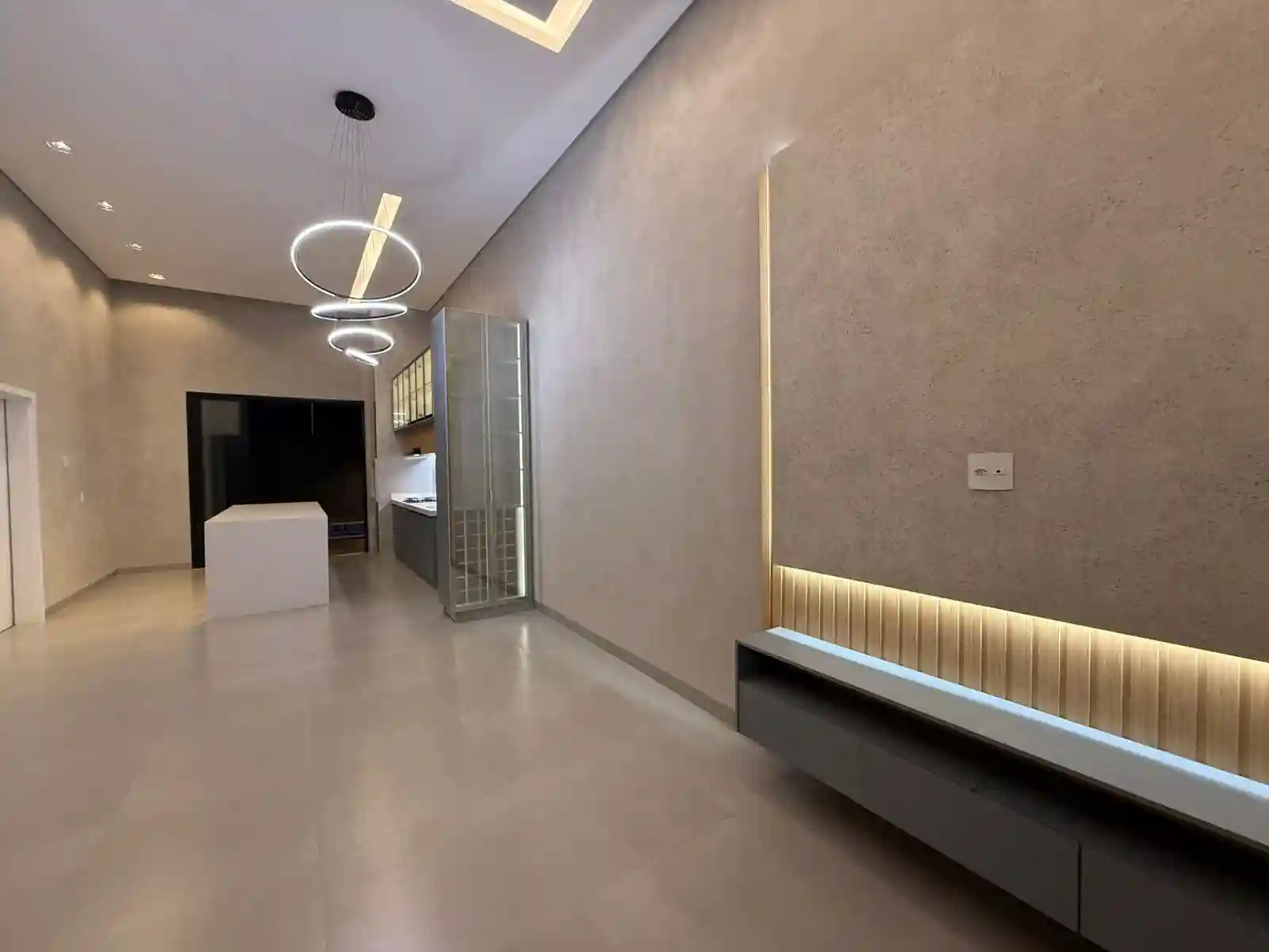 Casa com 3 quartos à venda, 200m² — foto 4 de 32