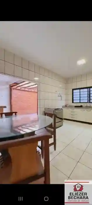 Casa com 3 quartos à venda, 212m² — foto 6 de 9