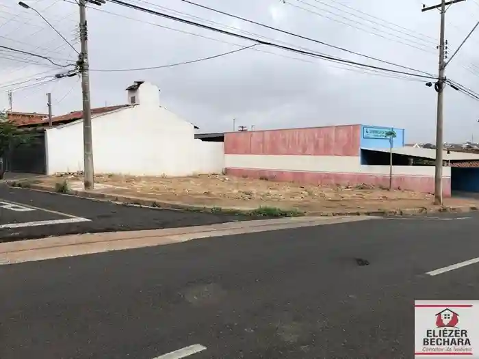 Terreno / Lote / Condomínio  à venda, 238m² — foto 4 de 6