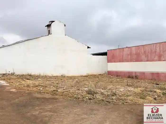 Terreno / Lote / Condomínio  à venda, 238m² — foto 3 de 6
