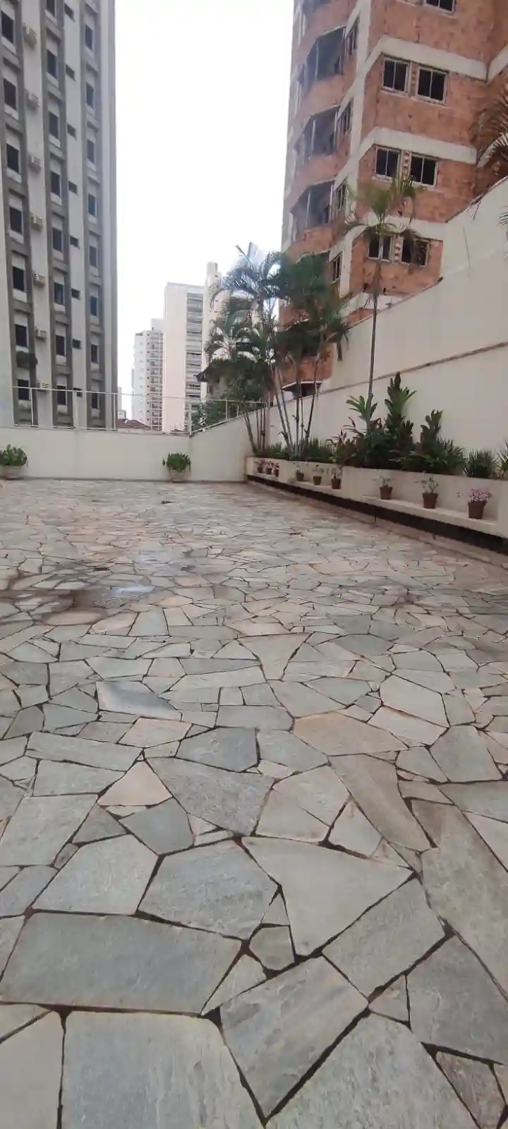 Apartamento com 3 quartos à venda, 98m² — foto 2 de 17