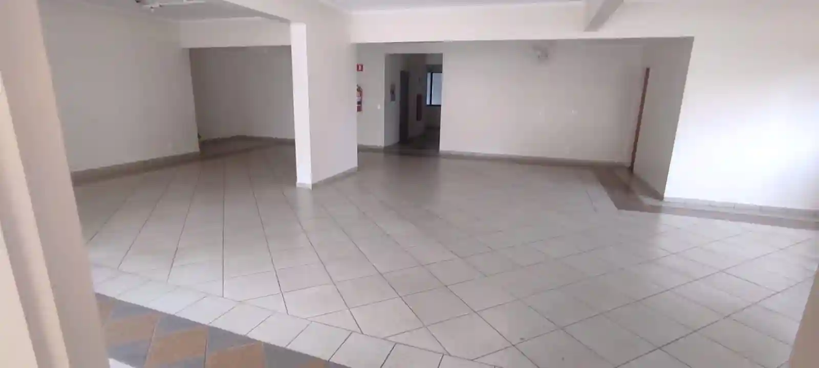 Apartamento com 3 quartos à venda, 98m² — foto 3 de 17
