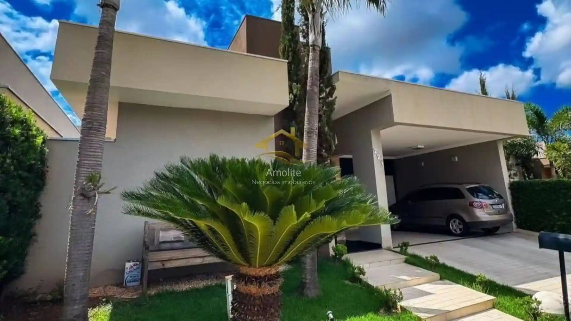 Casa de Condomínio com 3 quartos à venda, 250m² — foto 1 de 22