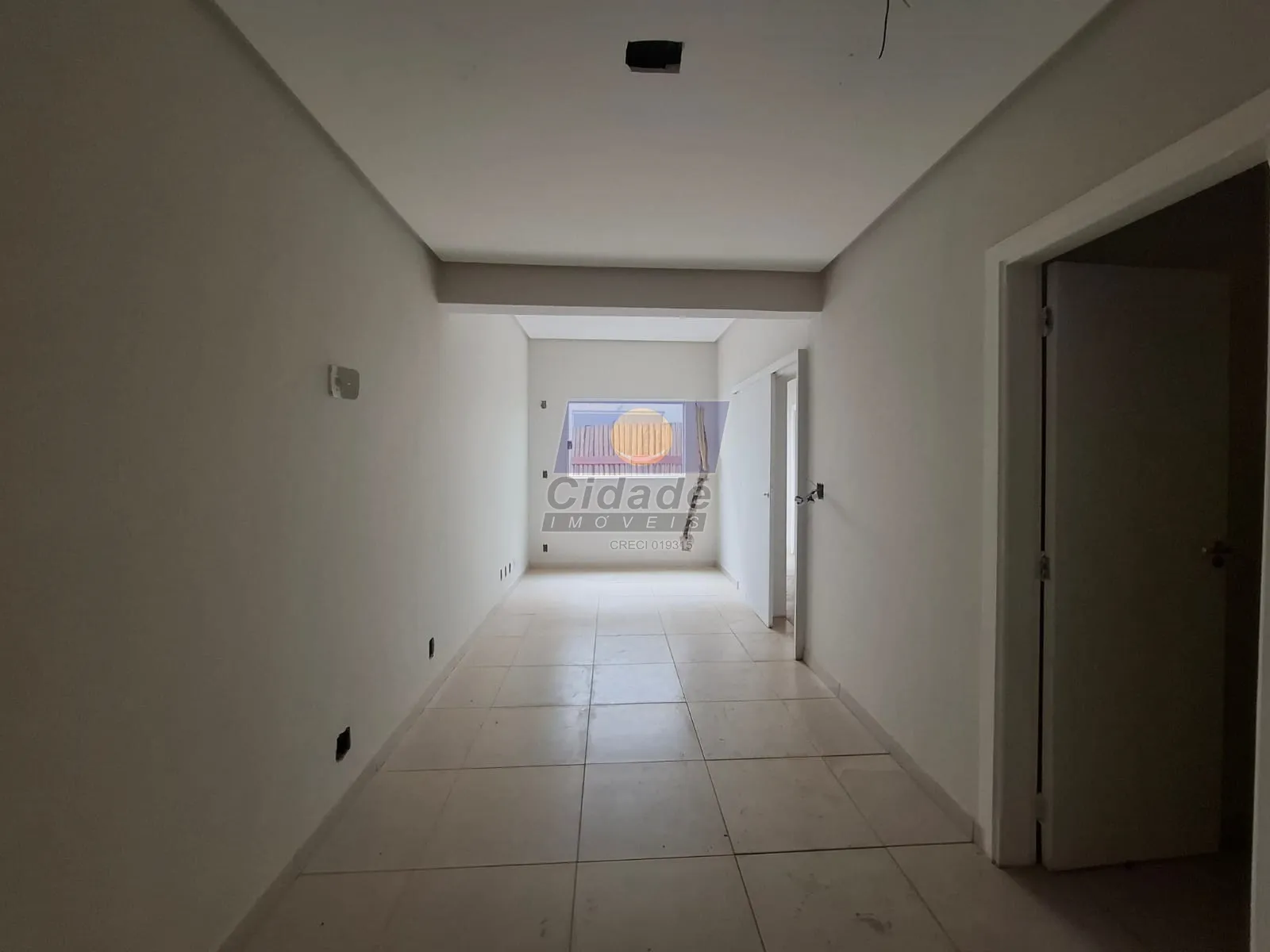 Imóvel Comercial com 4 quartos para aluguel, 180m² — foto 7 de 12