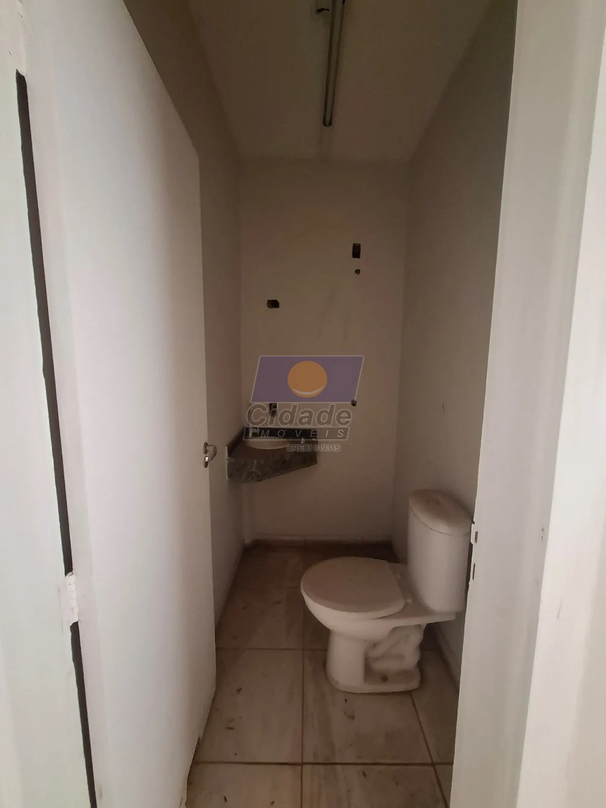 Imóvel Comercial com 4 quartos para aluguel, 180m² — foto 9 de 12
