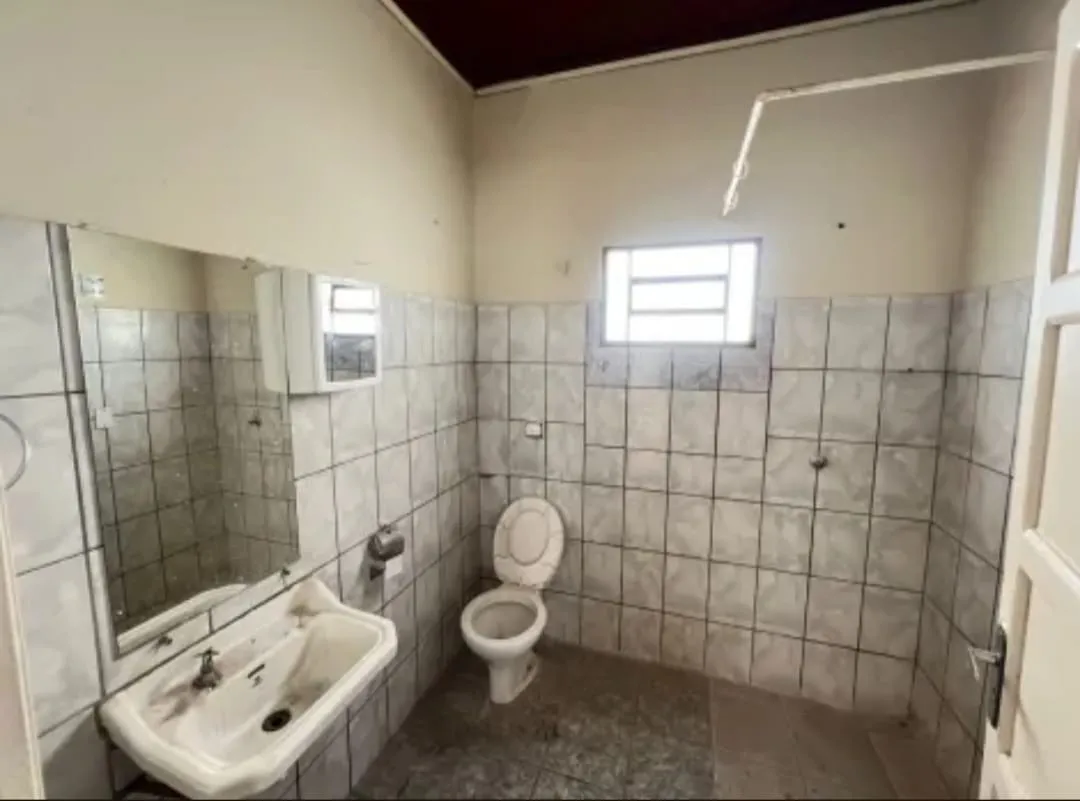 Casa com 3 quartos à venda, 242m² — foto 22 de 25