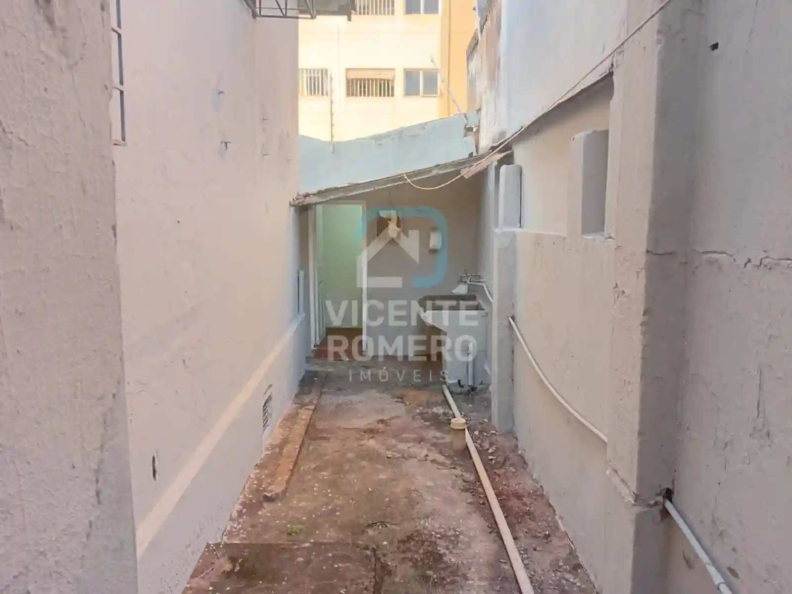 Casa Comercial com 5 quartos para aluguel, 200m² — foto 39 de 45