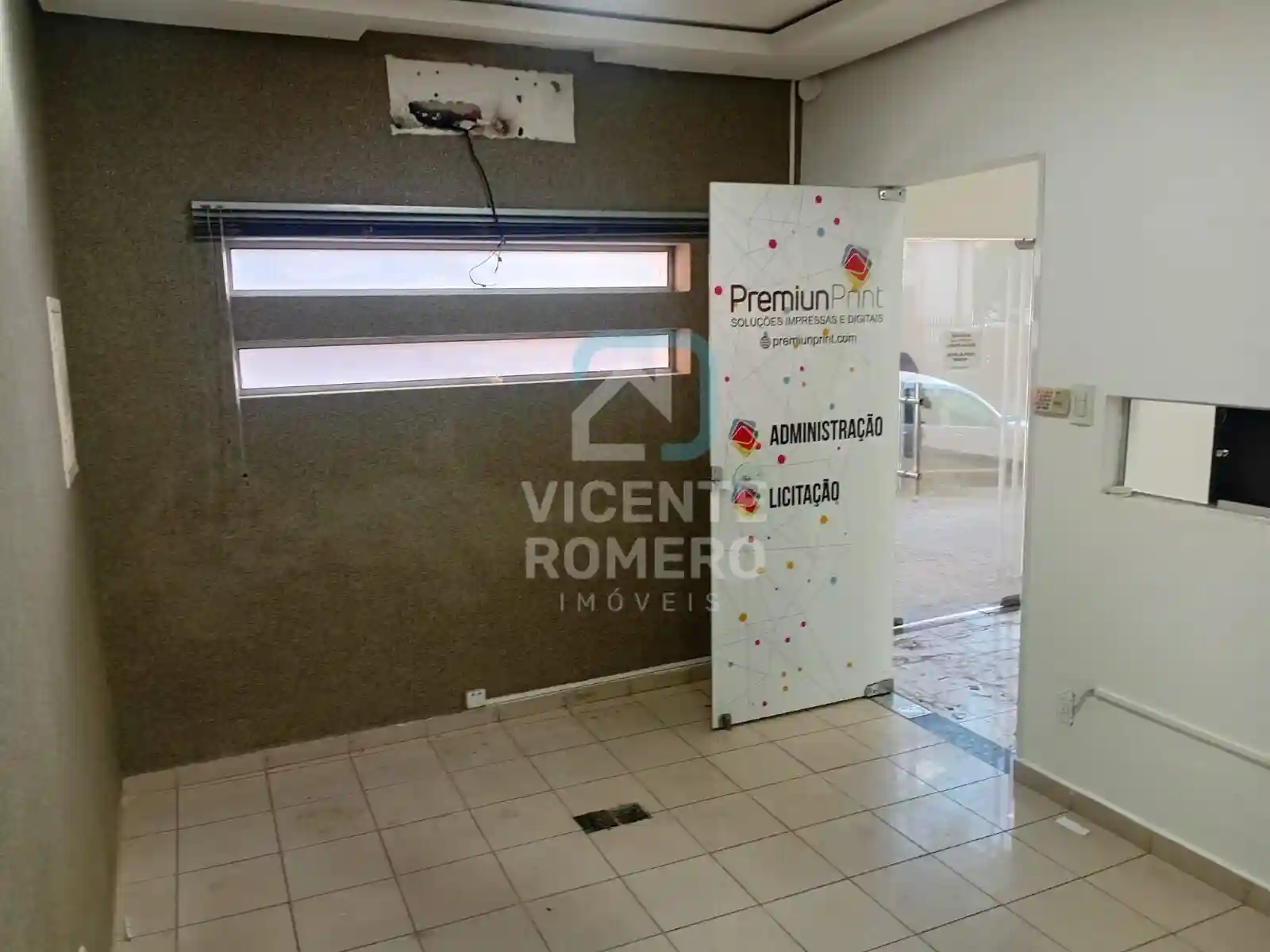 Casa Comercial com 5 quartos para aluguel, 200m² — foto 14 de 45
