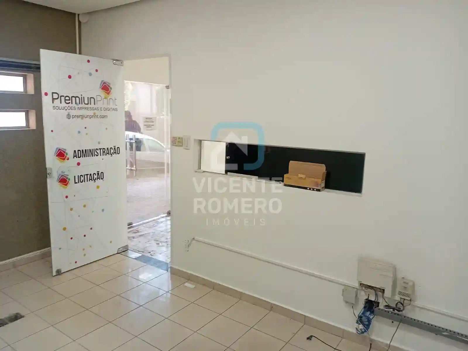 Casa Comercial com 5 quartos para aluguel, 200m² — foto 15 de 45