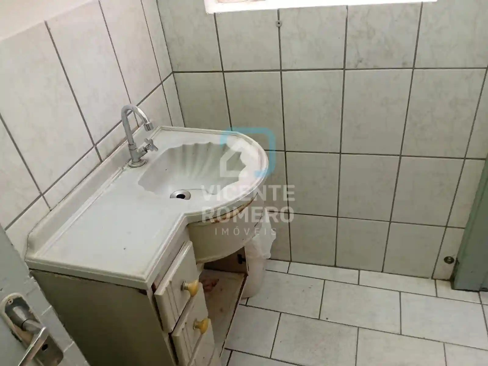 Casa Comercial com 5 quartos para aluguel, 200m² — foto 28 de 45
