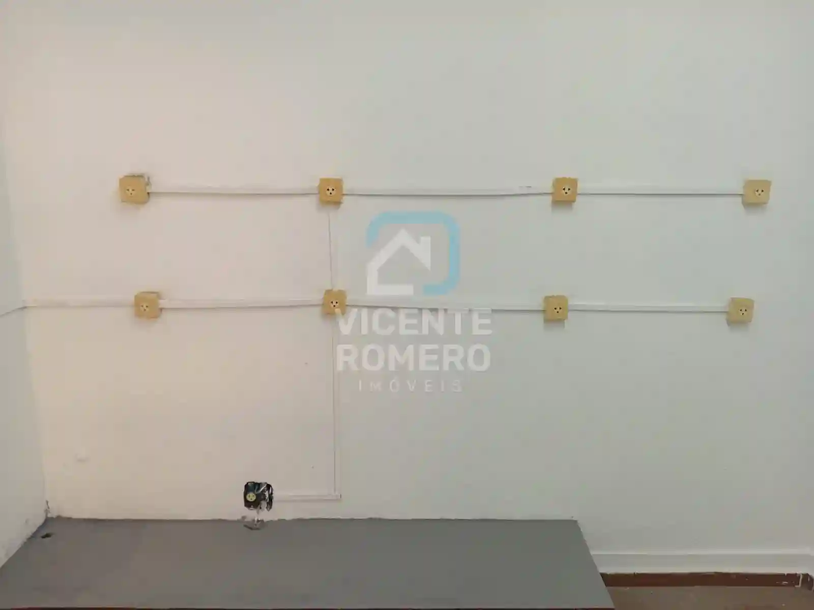Casa Comercial com 5 quartos para aluguel, 200m² — foto 18 de 45