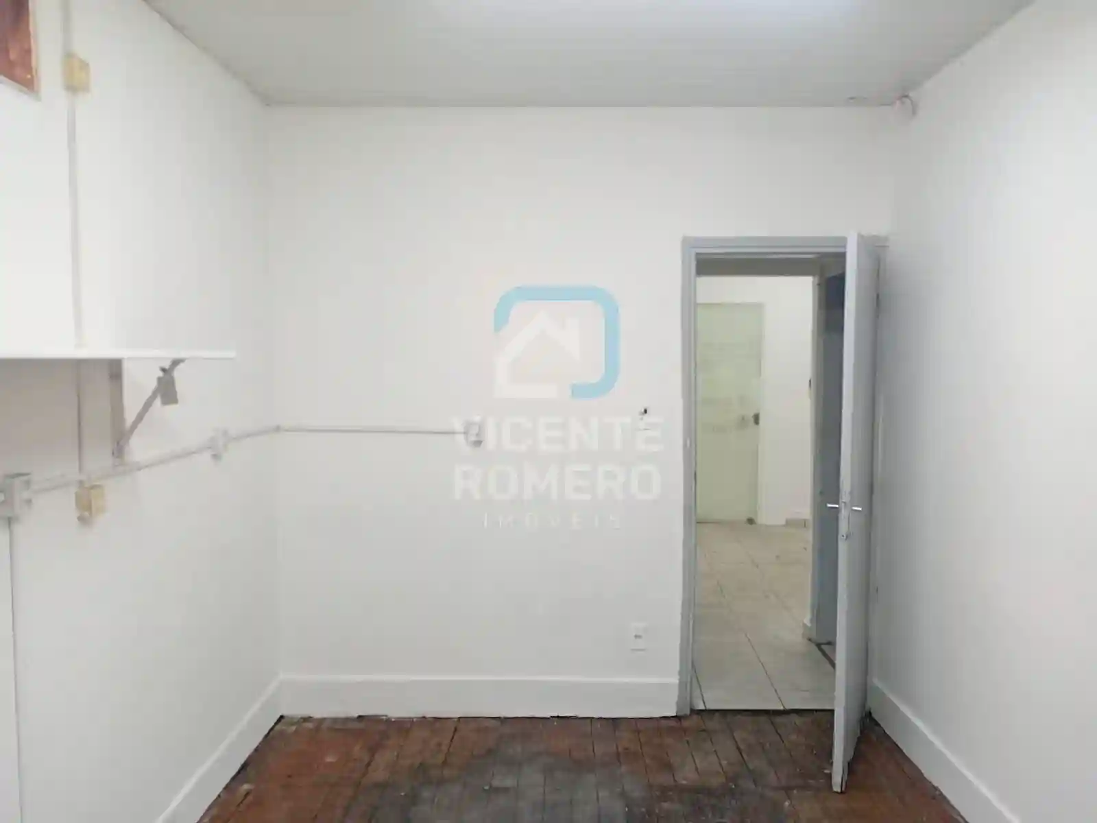 Casa Comercial com 5 quartos para aluguel, 200m² — foto 34 de 45