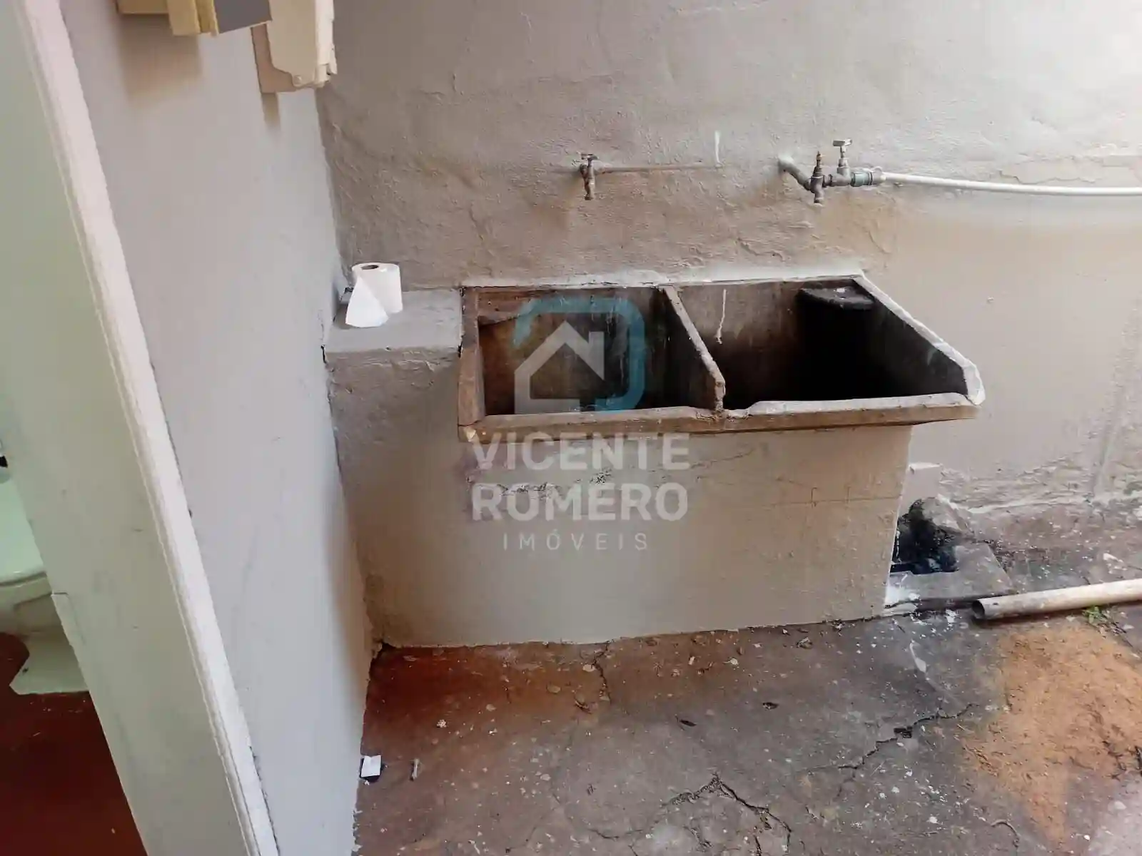 Casa Comercial com 5 quartos para aluguel, 200m² — foto 37 de 45