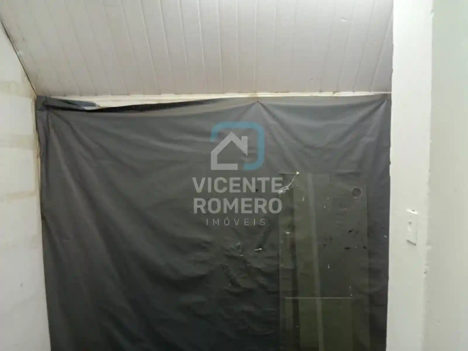 Casa Comercial com 5 quartos para aluguel, 200m² — foto 35 de 45