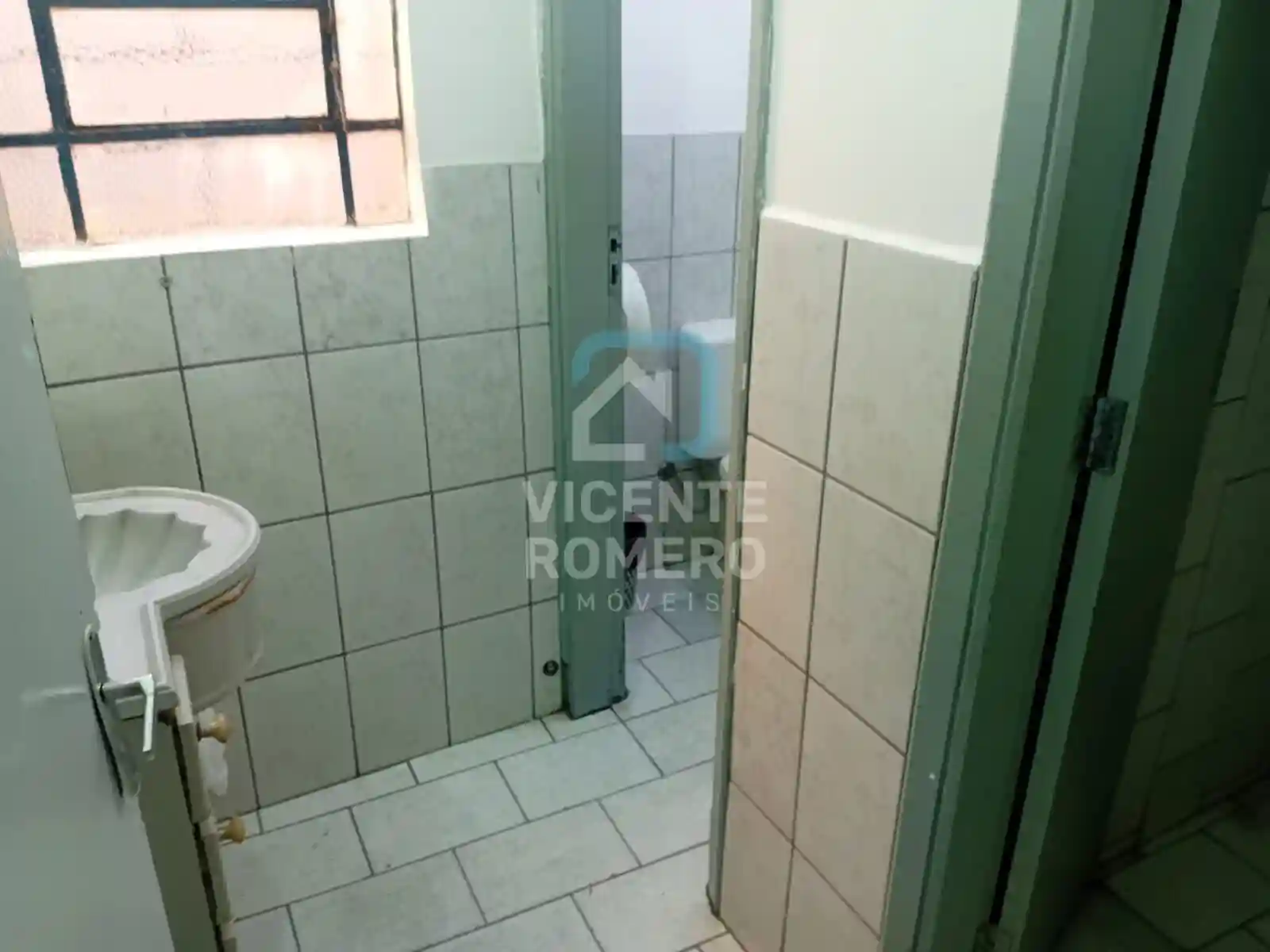 Casa Comercial com 5 quartos para aluguel, 200m² — foto 25 de 45