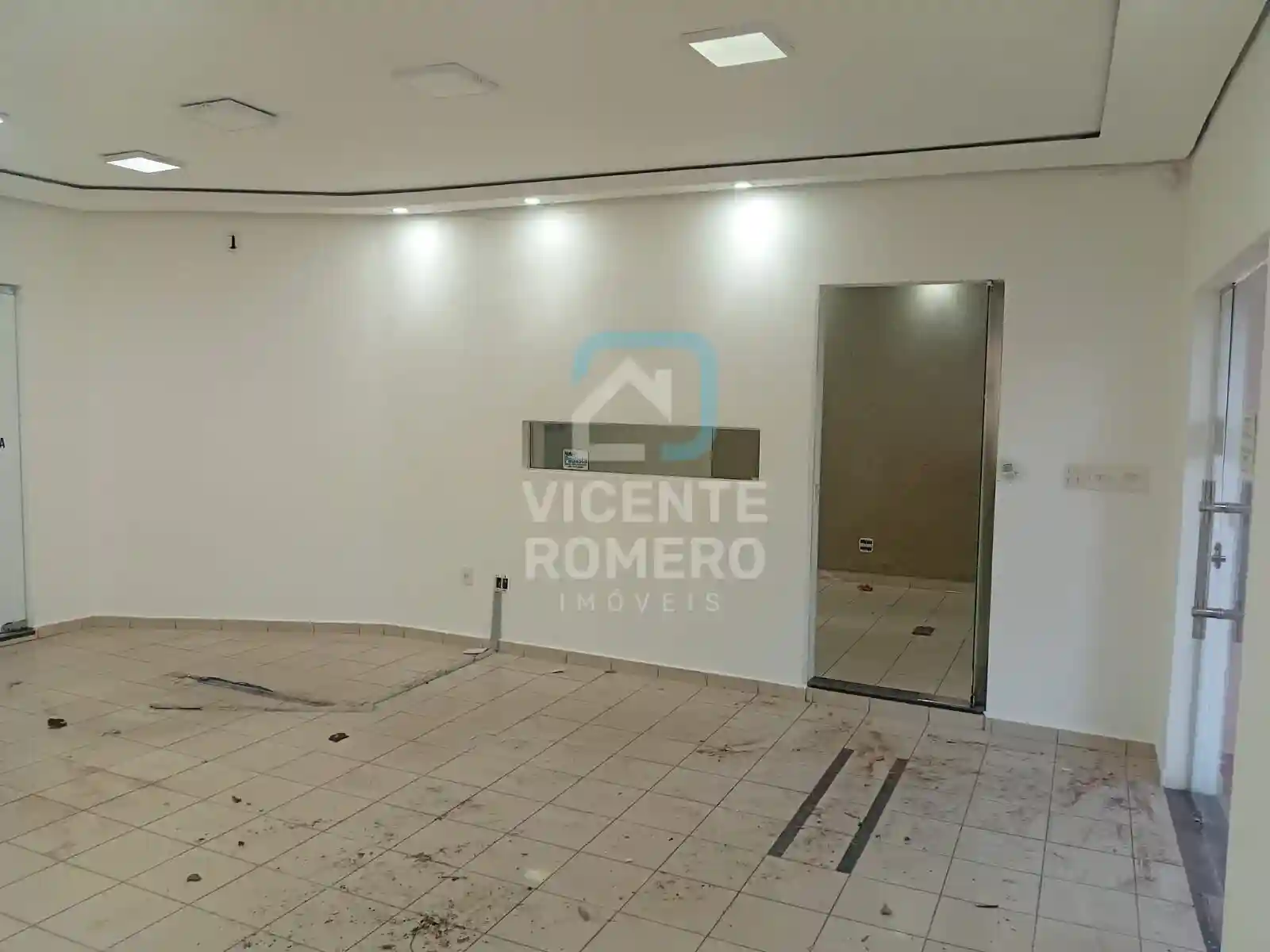 Casa Comercial com 5 quartos para aluguel, 200m² — foto 7 de 45
