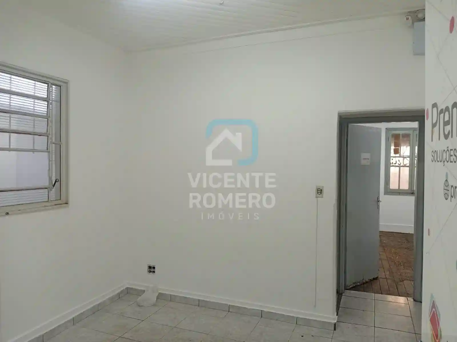 Casa Comercial com 5 quartos para aluguel, 200m² — foto 23 de 45