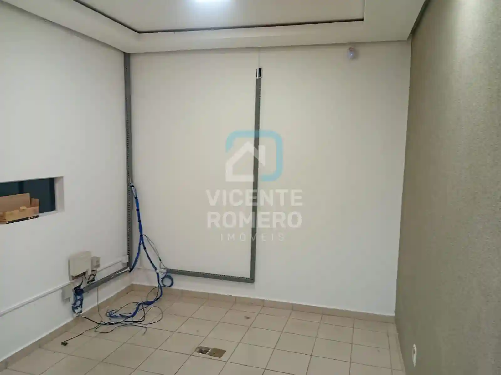 Casa Comercial com 5 quartos para aluguel, 200m² — foto 10 de 45