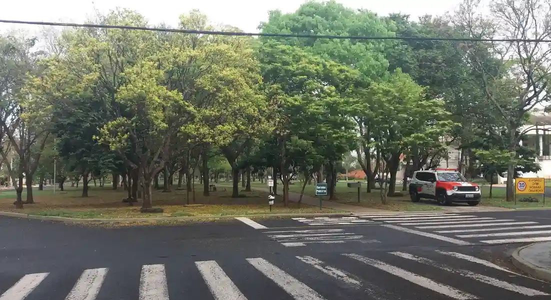 Terreno / Lote / Condomínio  à venda, 1120m² — foto 1 de 5