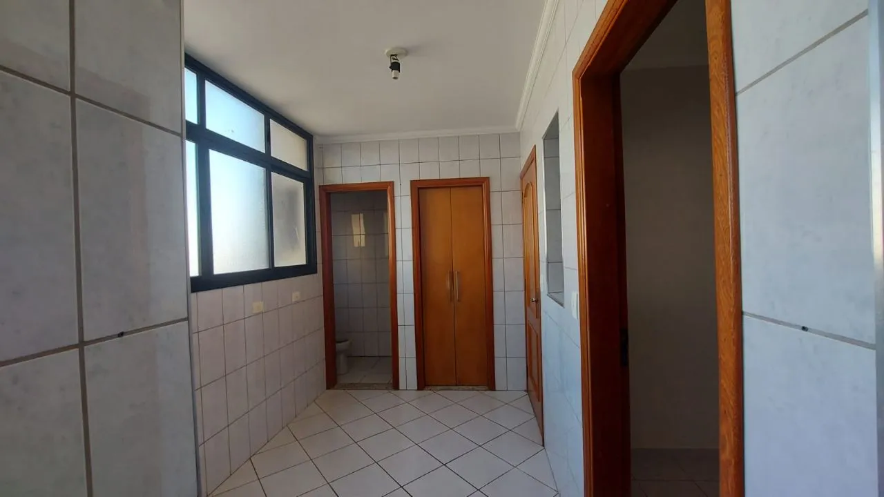 Apartamento com 3 quartos à venda, 165m² — foto 8 de 14