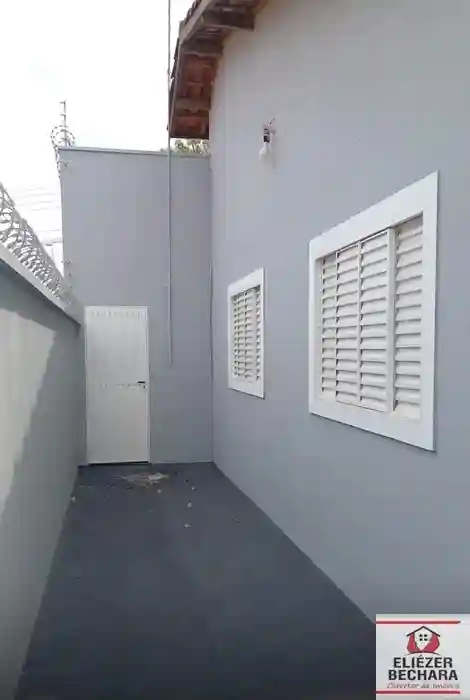 Casa com 3 quartos à venda, 100m² — foto 3 de 13