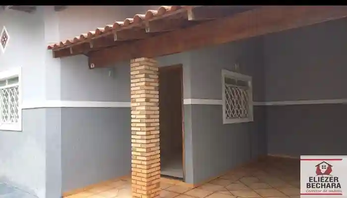 Casa com 3 quartos à venda, 100m² — foto 2 de 13