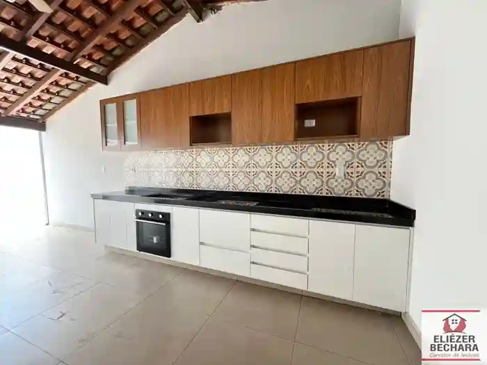 Casa com 3 quartos à venda, 110m² — foto 8 de 10