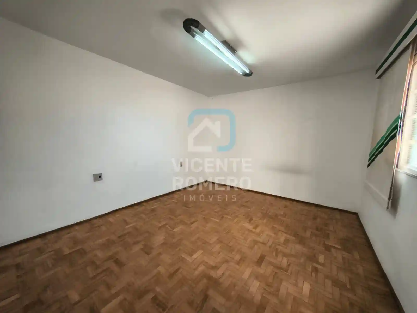Casa de Condomínio com 4 quartos para aluguel, 400m² — foto 22 de 25