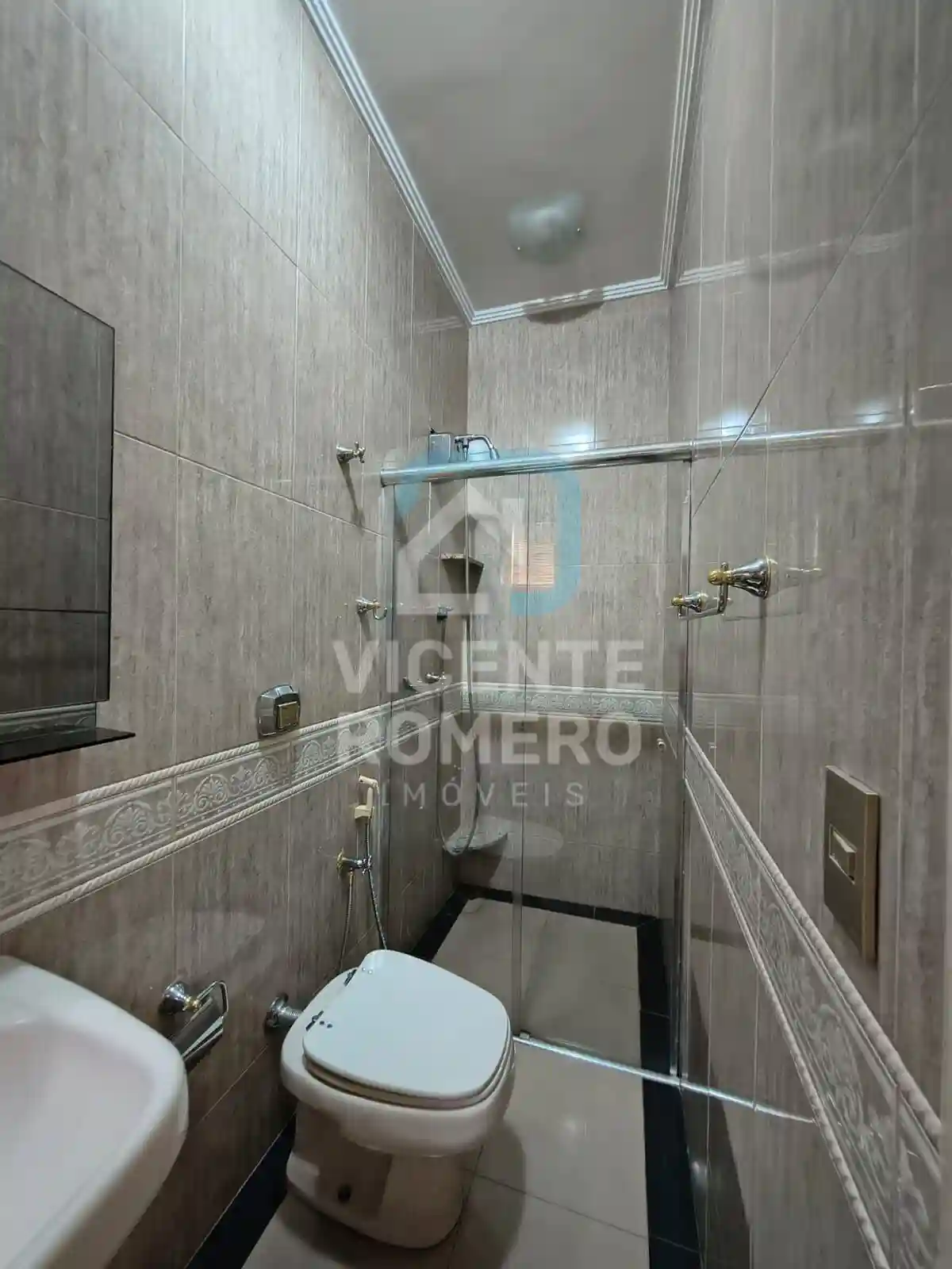 Casa de Condomínio com 4 quartos para aluguel, 400m² — foto 9 de 25