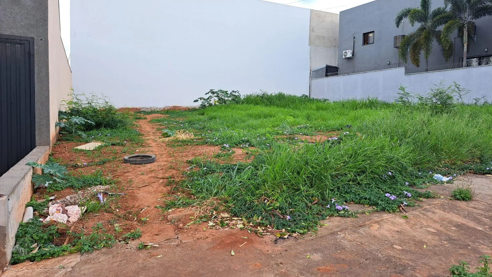 Terreno / Lote / Condomínio à venda, 370m² — foto 9 de 10