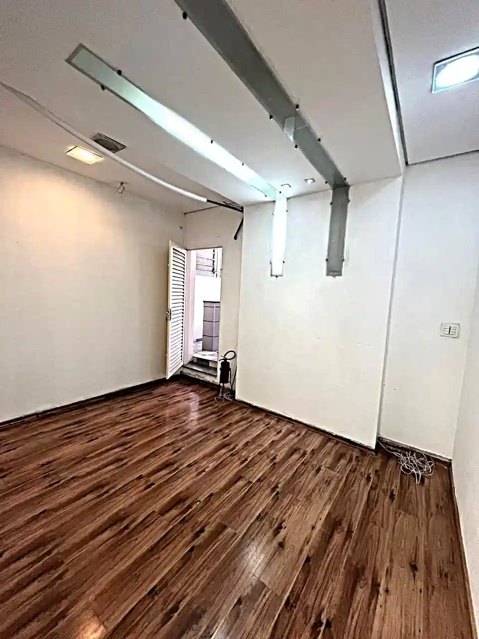 Loja / Salão / Ponto Comercial  para aluguel, 70m² — foto 12 de 13