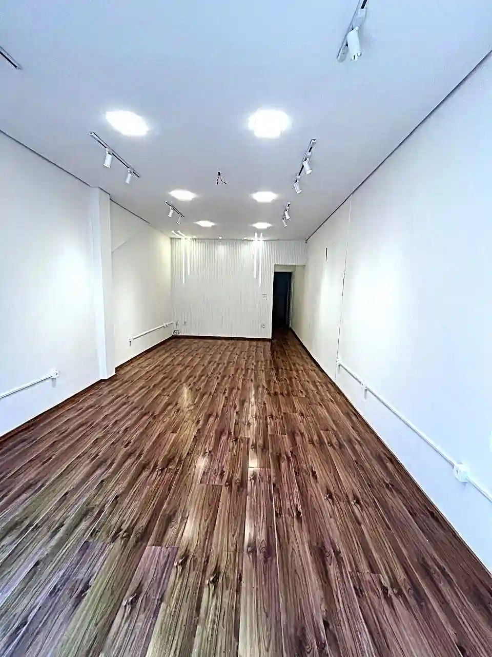 Loja / Salão / Ponto Comercial  para aluguel, 70m² — foto 4 de 13