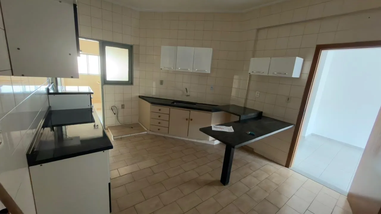 Apartamento com 3 quartos para aluguel, 120m² — foto 8 de 49