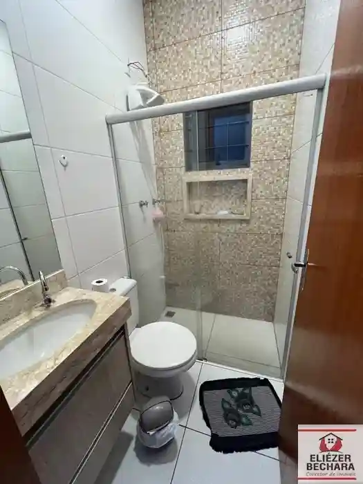 Casa com 3 quartos à venda, 125m² — foto 2 de 16