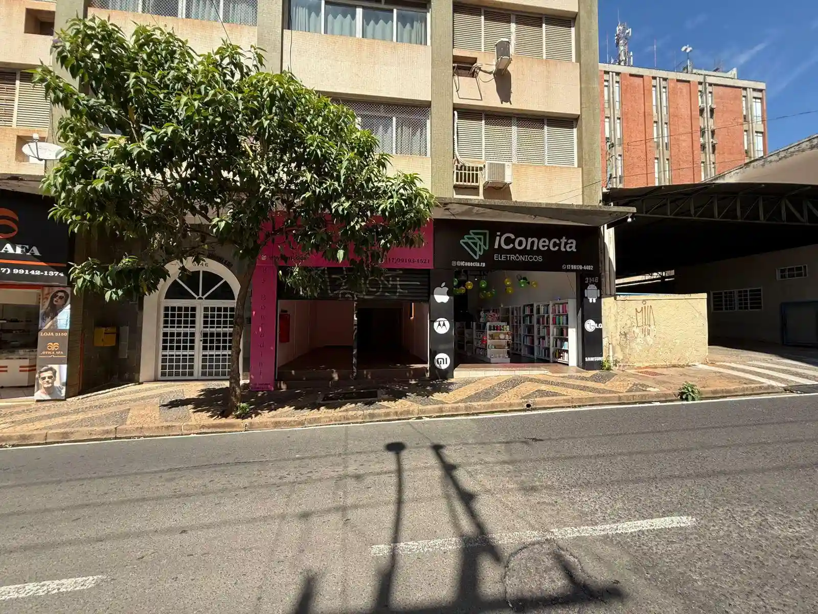 Loja / Salão / Ponto Comercial  para aluguel, 70m² — foto 2 de 14