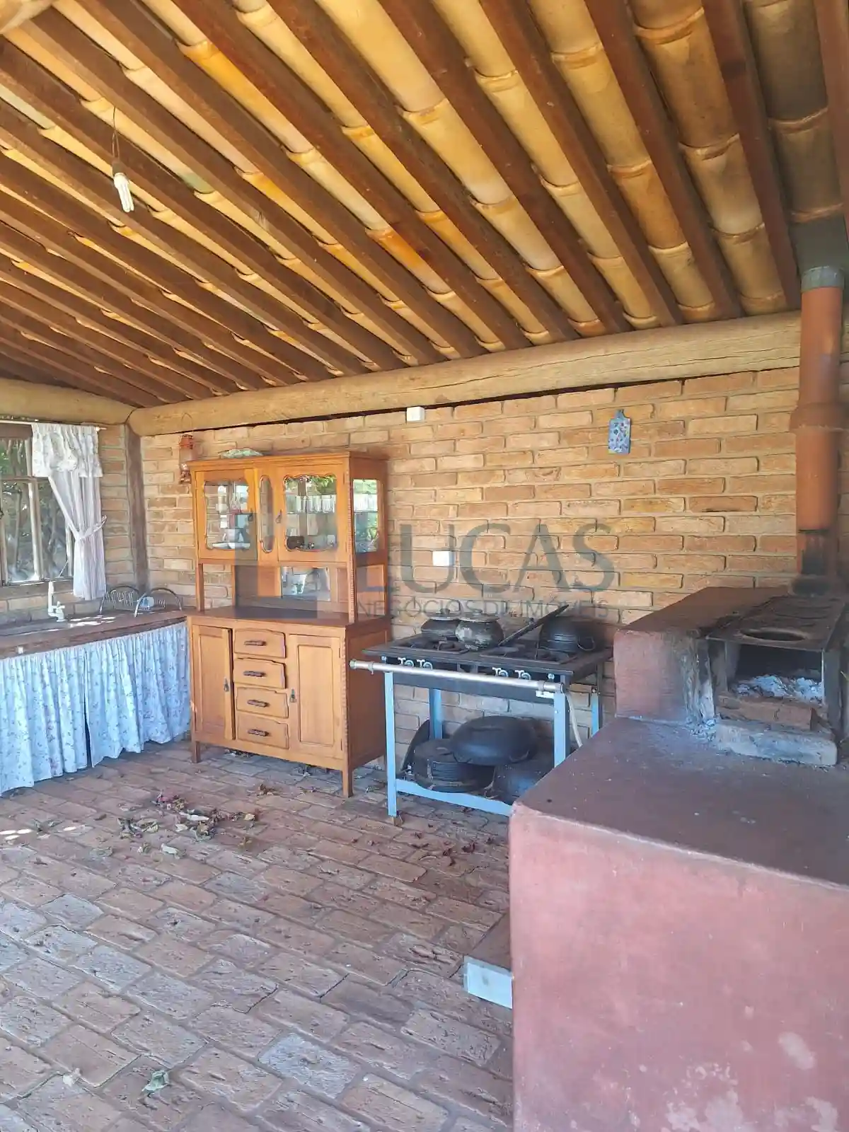 Casa com 3 quartos à venda, 1600m² — foto 5 de 35