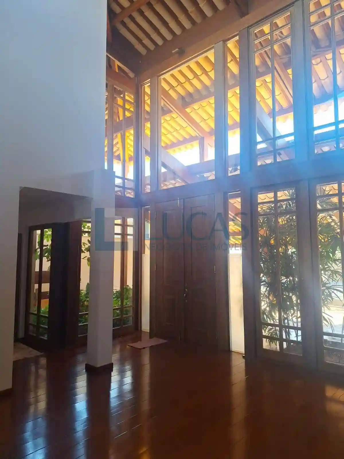 Casa com 3 quartos à venda, 1600m² — foto 28 de 35