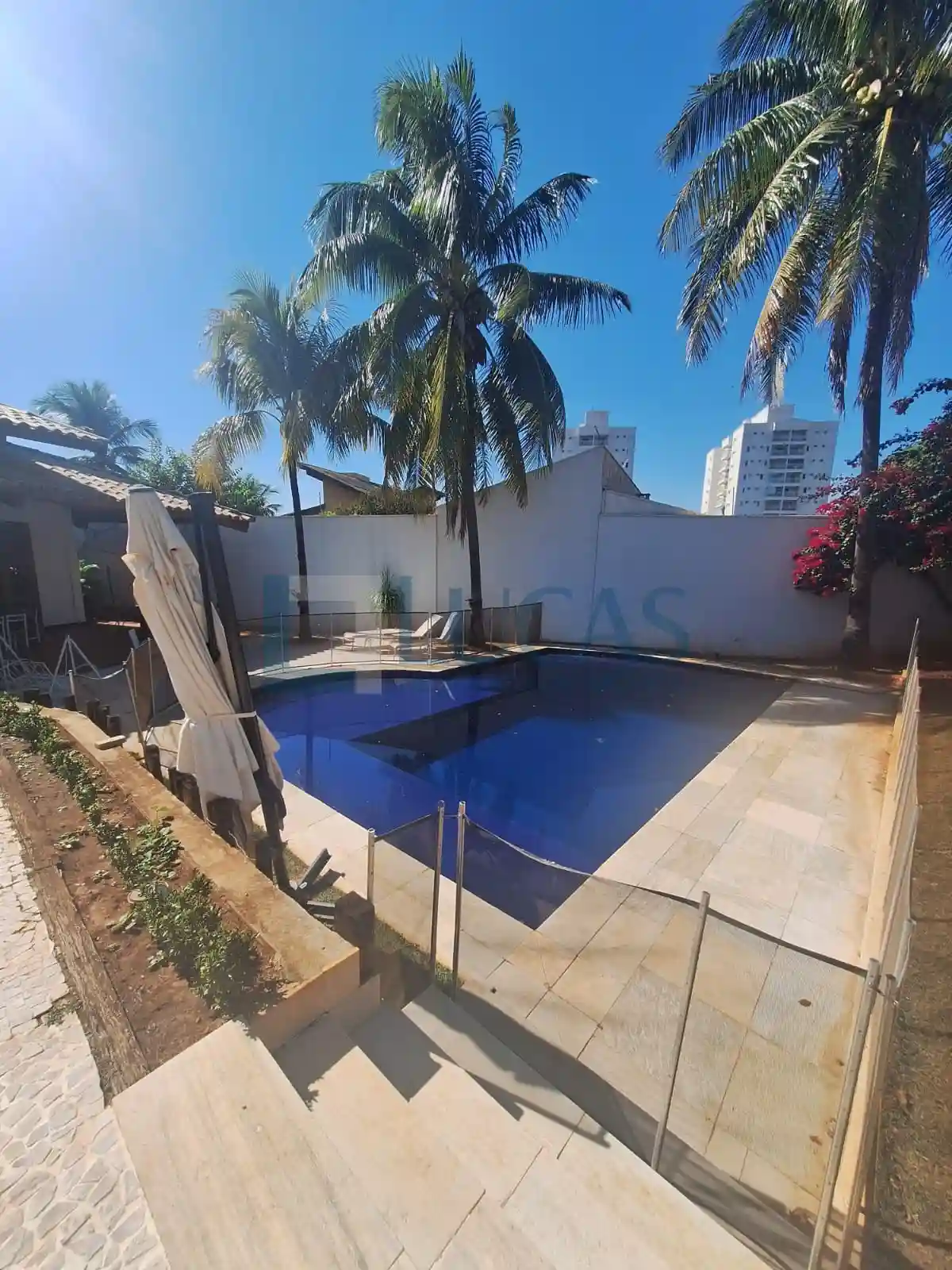 Casa com 3 quartos à venda, 1600m² — foto 7 de 35