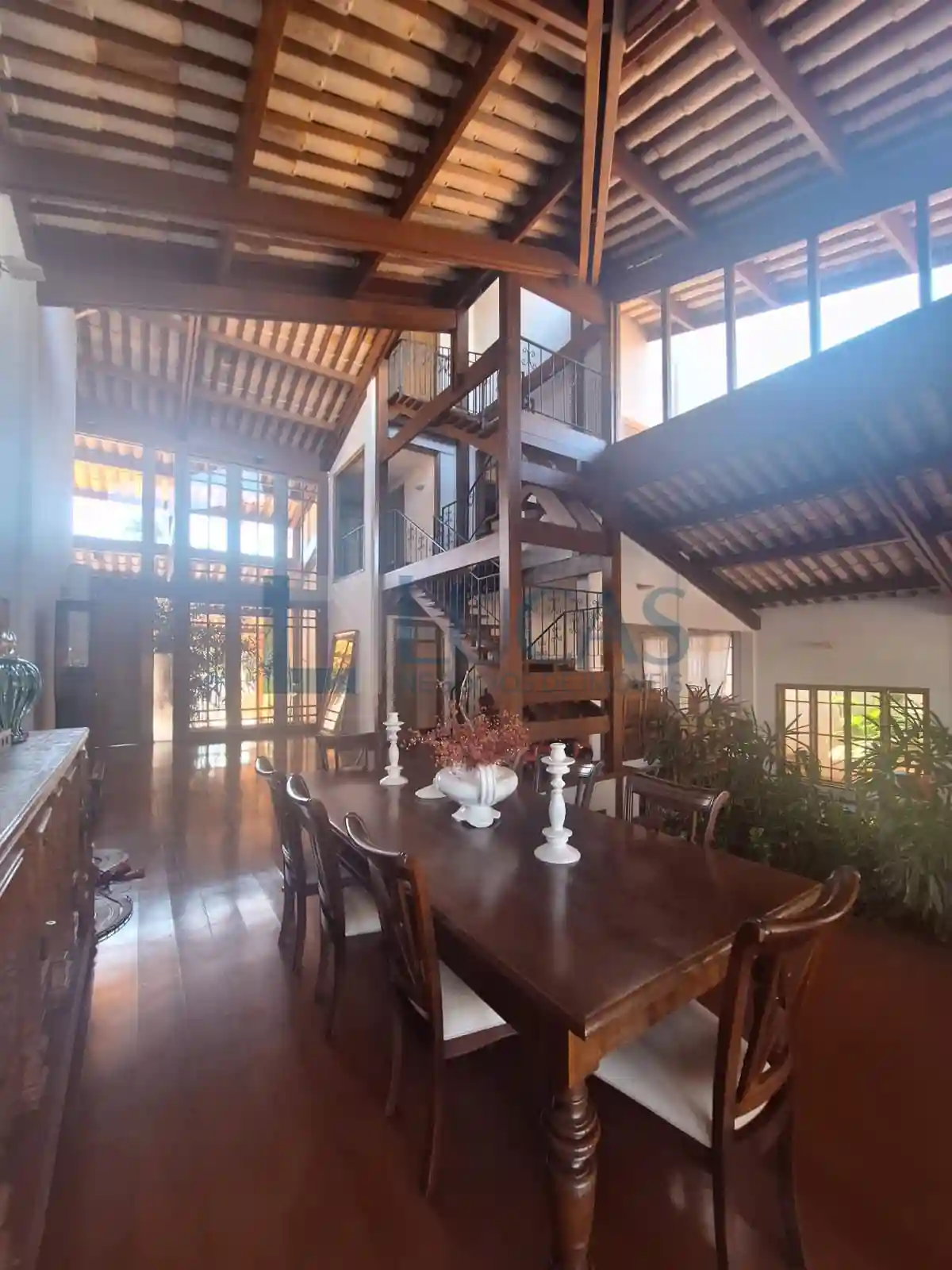 Casa com 3 quartos à venda, 1600m² — foto 31 de 35