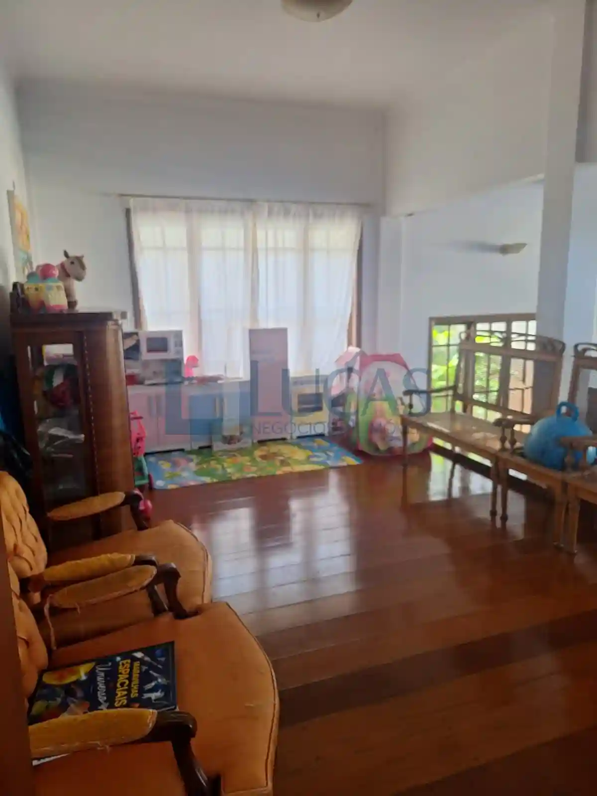 Casa com 3 quartos à venda, 1600m² — foto 34 de 35
