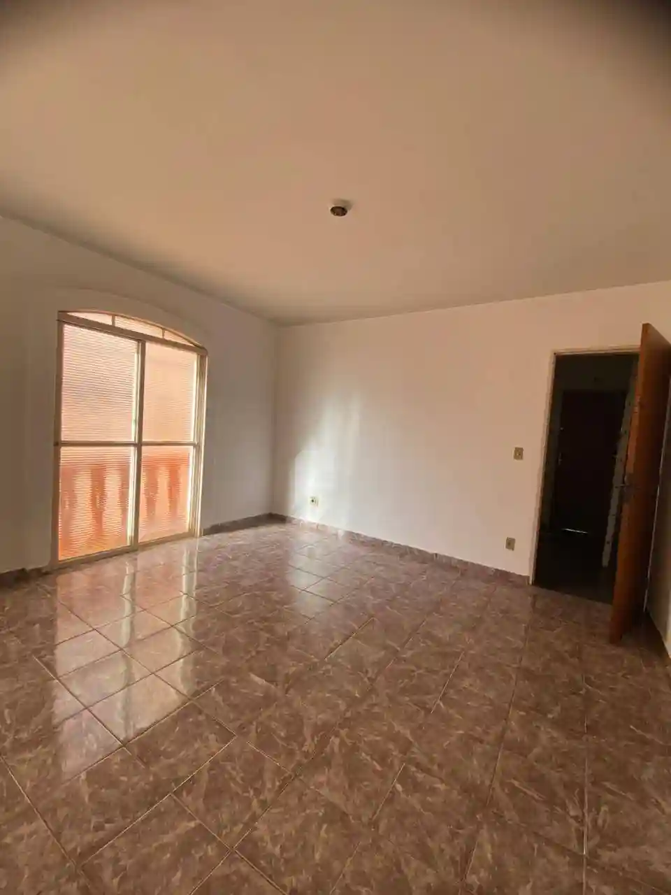 Apartamento com 2 quartos à venda, 80m² — foto 2 de 12