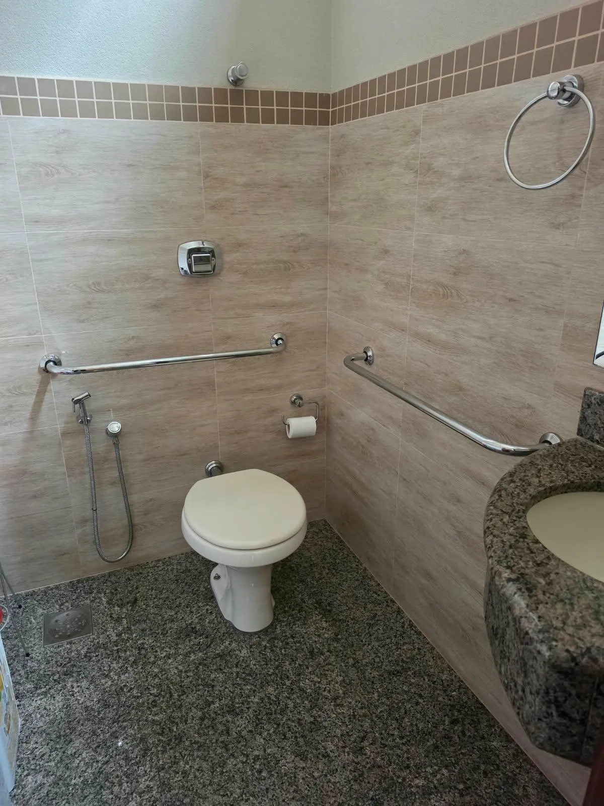 Loja / Salão / Ponto Comercial para aluguel, 56m² — foto 6 de 6